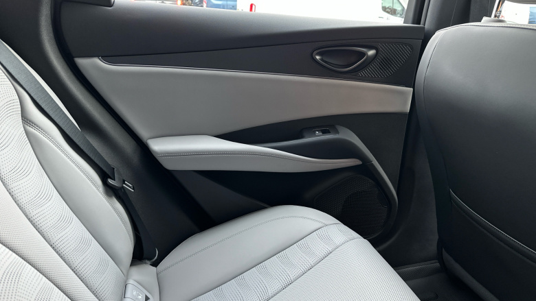 BYD Seal 6 1.5 DM-i Boost 5dr e-CVT Estate